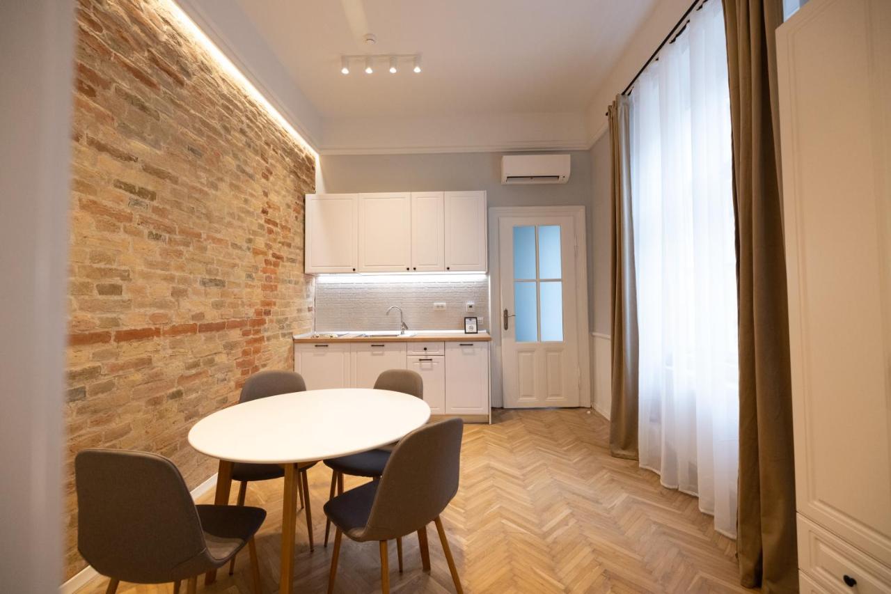 Carol Residence تيميشورا المظهر الخارجي الصورة